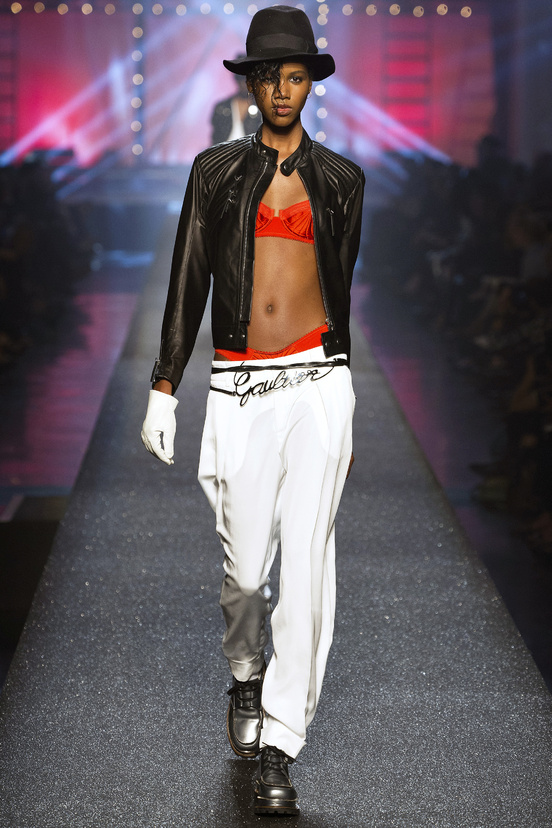 Jean-Paul-Gaultier-paris-fashion-week-modaddiction-spring-summer-2013-primavera-verano-2013-moda-fashion-trends-tendencias-looks-1980-estilo-1980-micheal-jackson